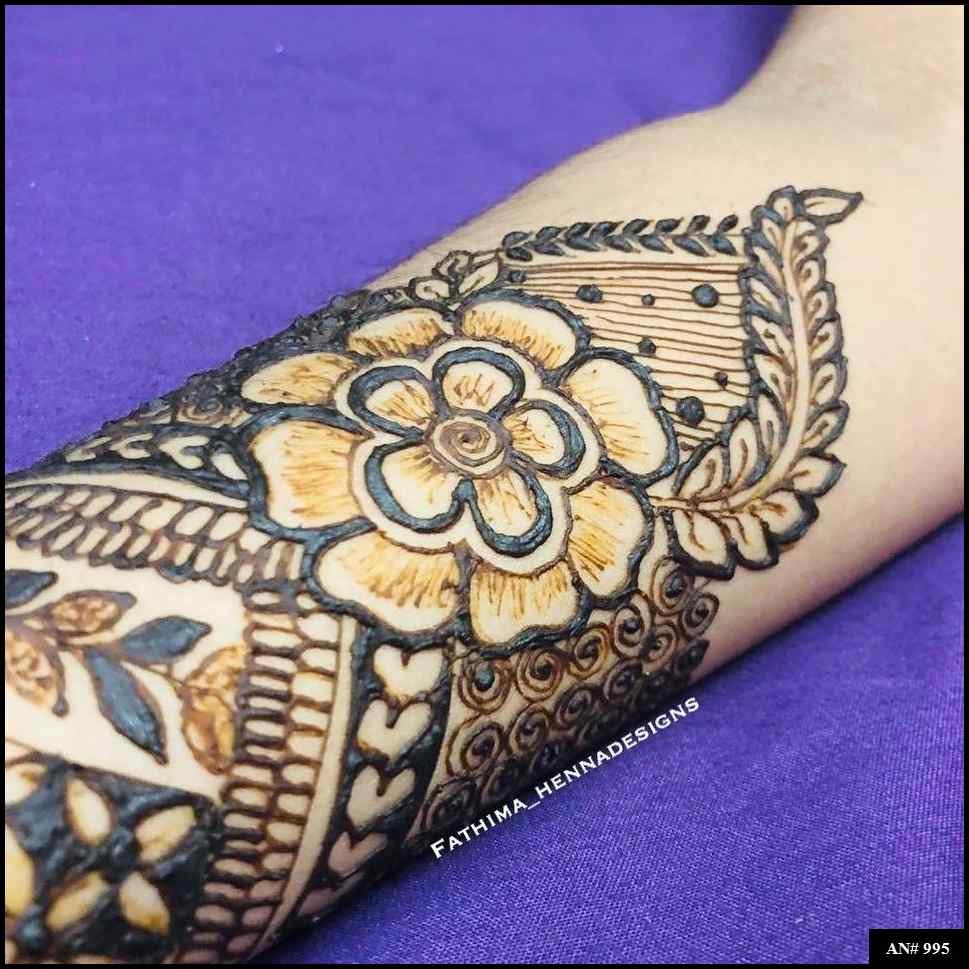 Arabic Front Hand Mehndi Design AN 995