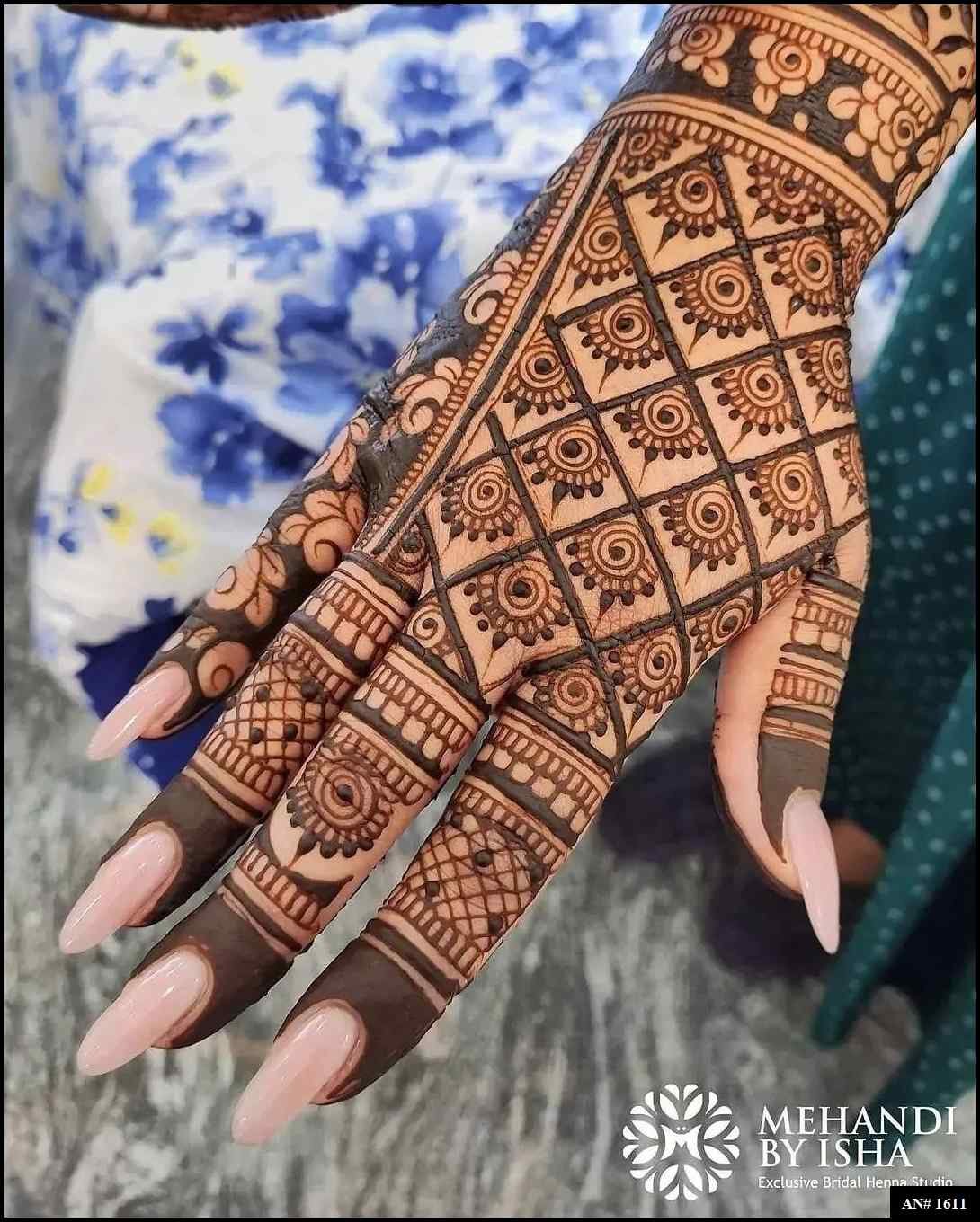 Back Full Hand Bridal Mehndi Design AN 1611