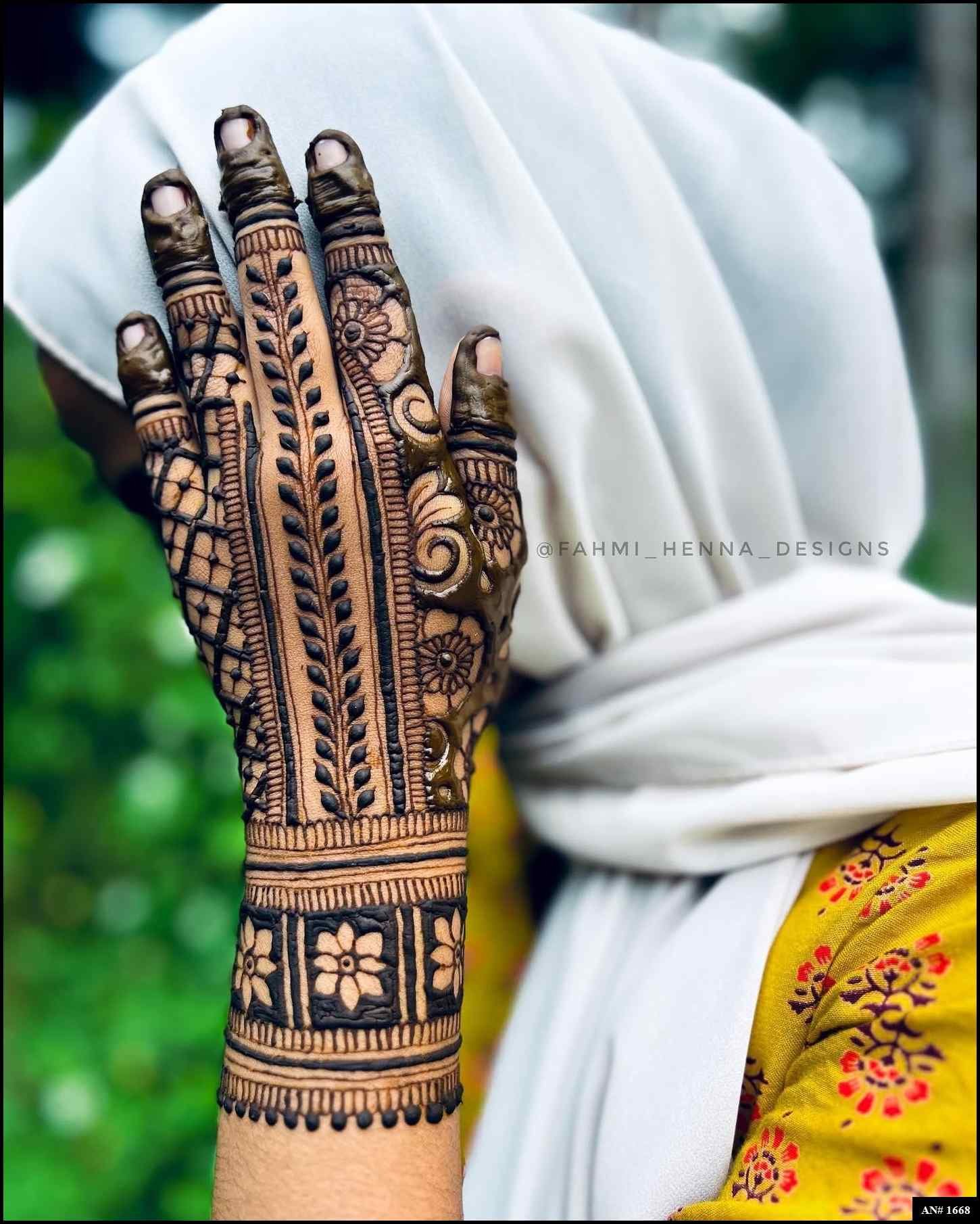 full-hand-bridal-mehndi-design-back-side