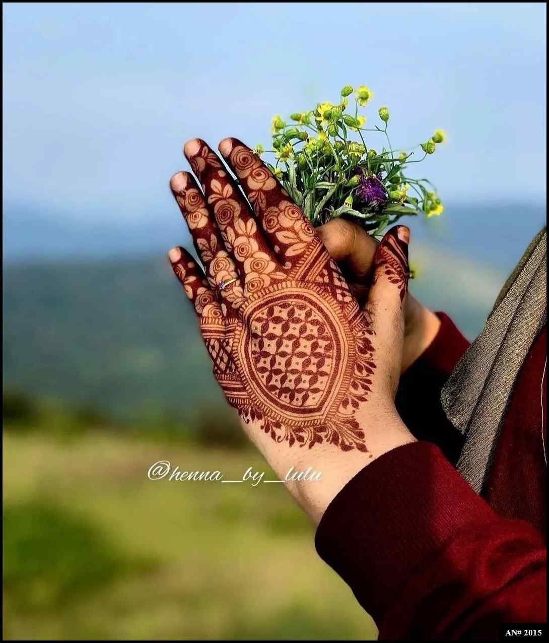 mehndi-designs-easy-and-simple-front-hand