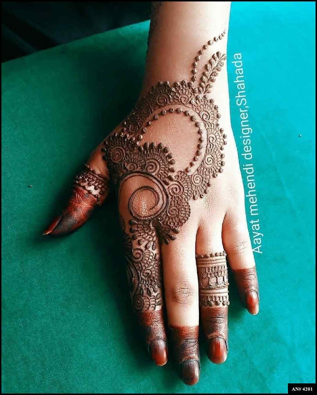 Back Side Mehndi Design AN 4201