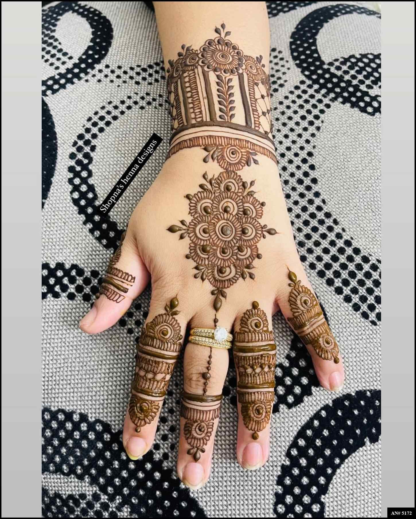 Back Side Mehndi Design AN 5172