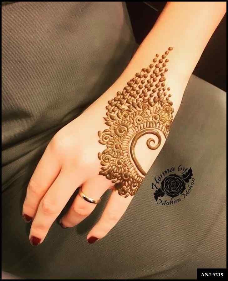 back-hand-mehndi-design-simple-and-easy