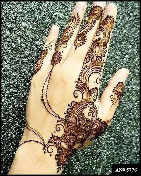 Back Side Mehndi Design AN 5776