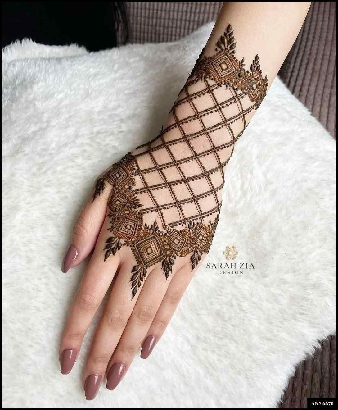 Easy Arabic Back Hand Mehndi Design AN 6670