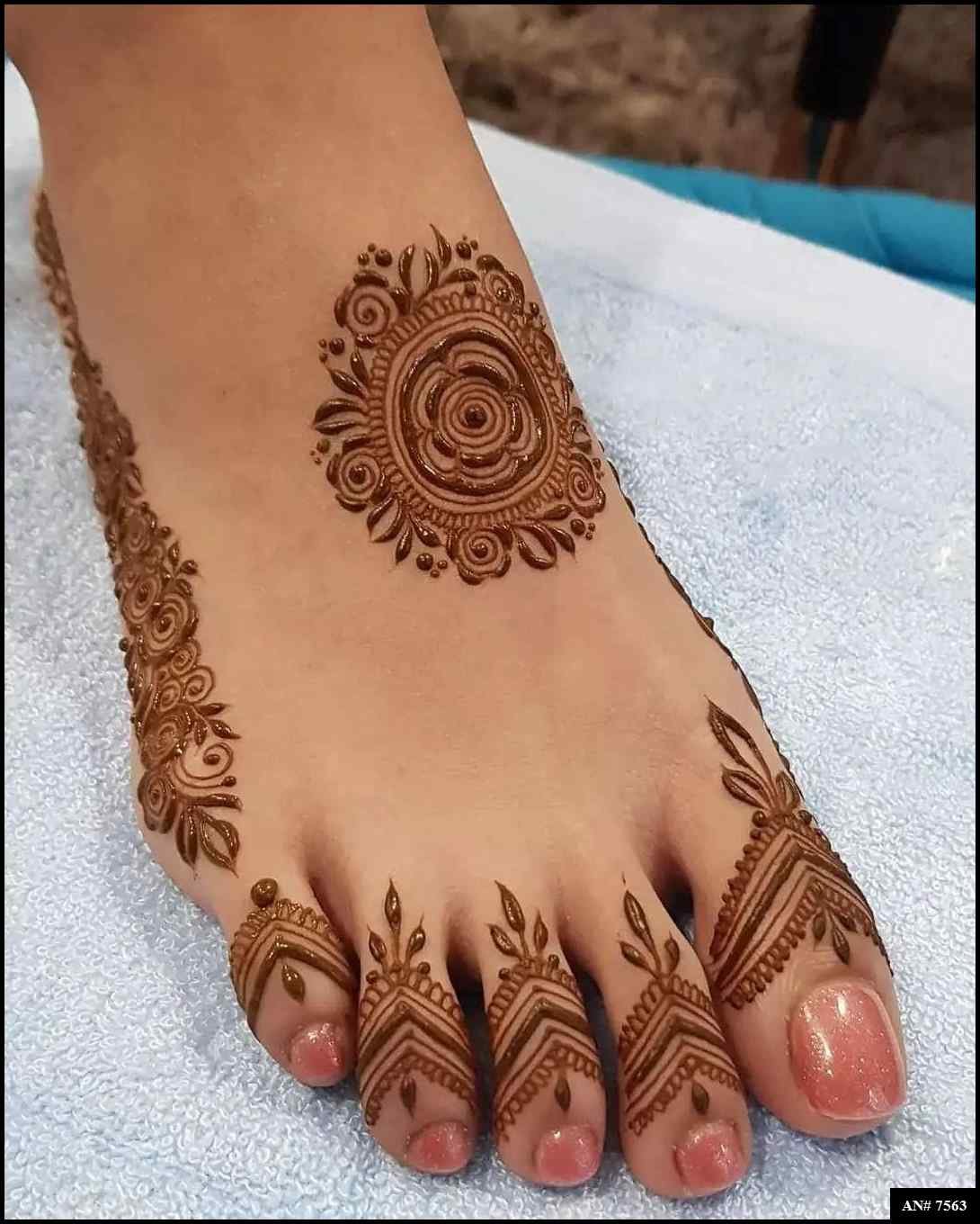 Foot Simple Mehndi Design AN 7563