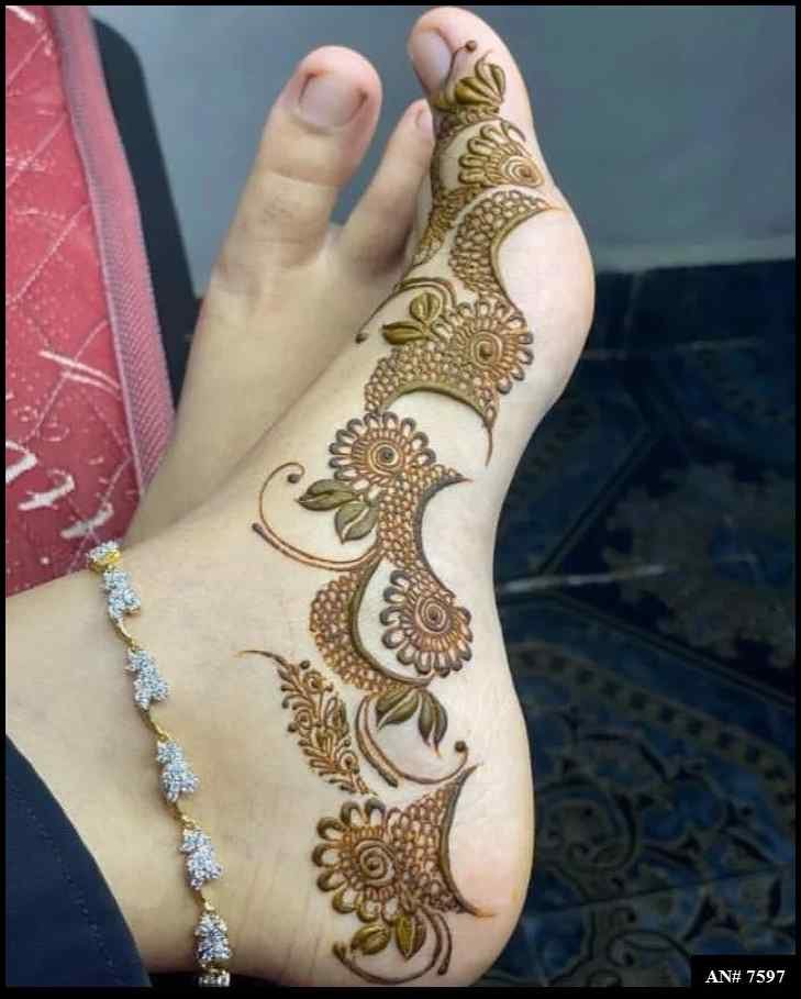 Foot Simple Mehndi Design AN 7597
