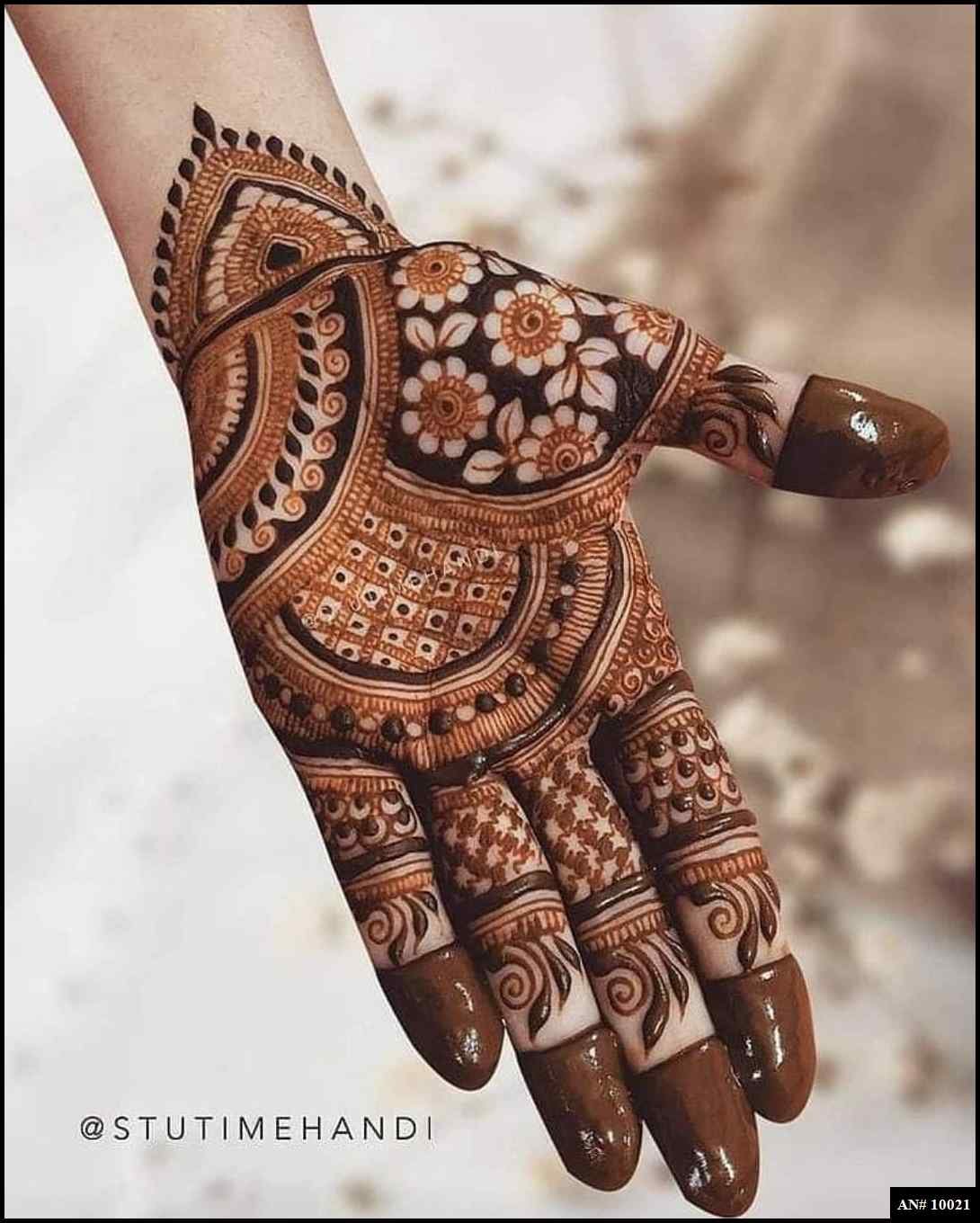 Front Hand Mehndi Design AN 10021