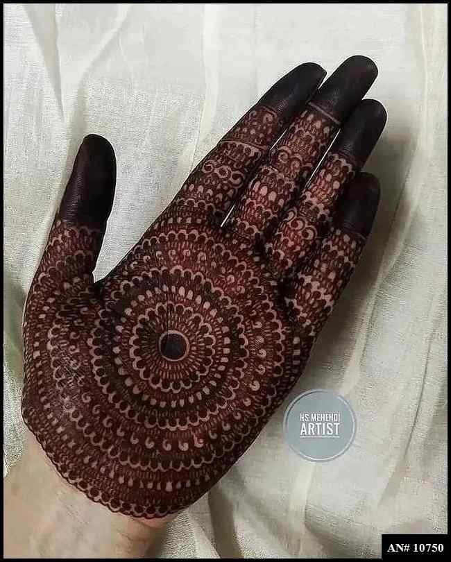 most-beautiful-mehndi-designs-for-front-hands