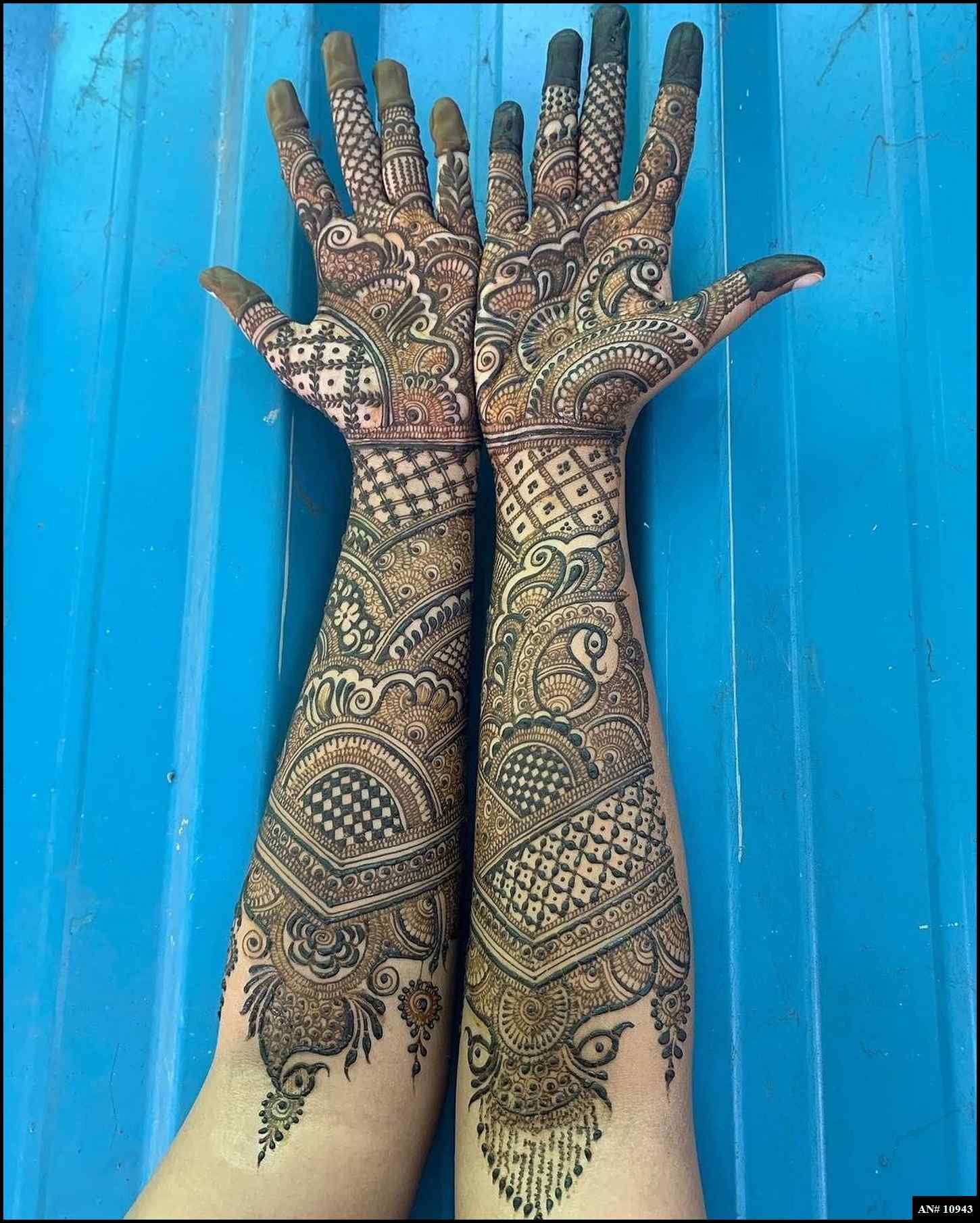 Front Hand Mehndi Design AN 10943