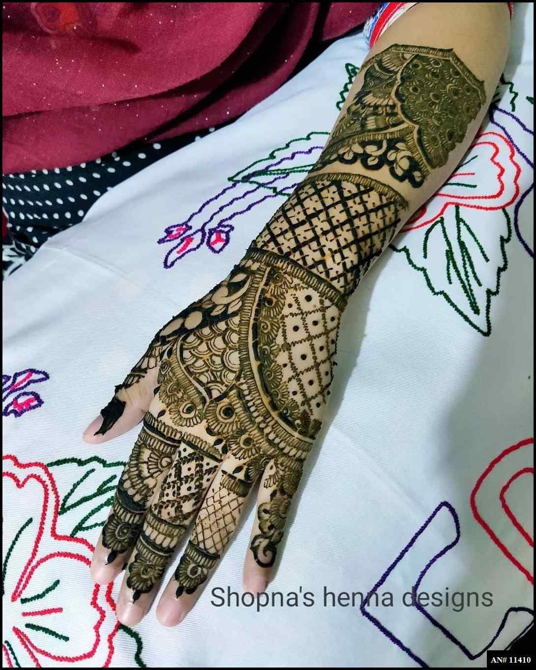 Front Hand Mehndi Design AN 11410
