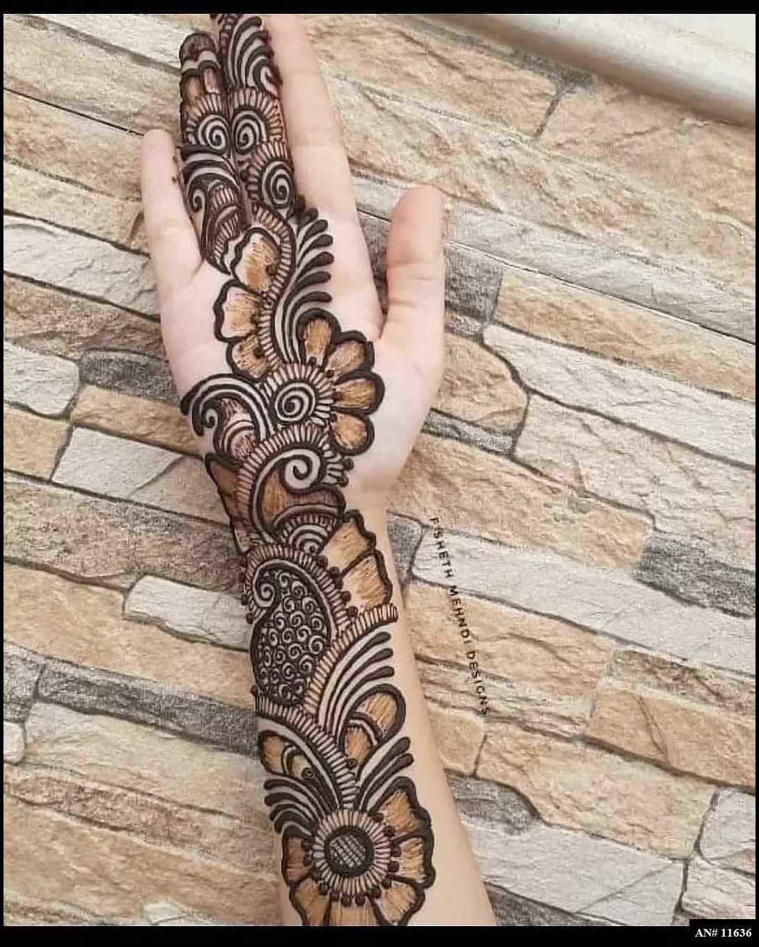 Front Hand Mehndi Design AN 11636