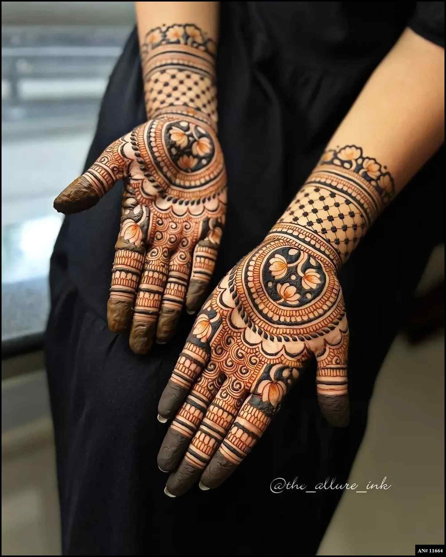 Front Hand Mehndi Design AN 11664