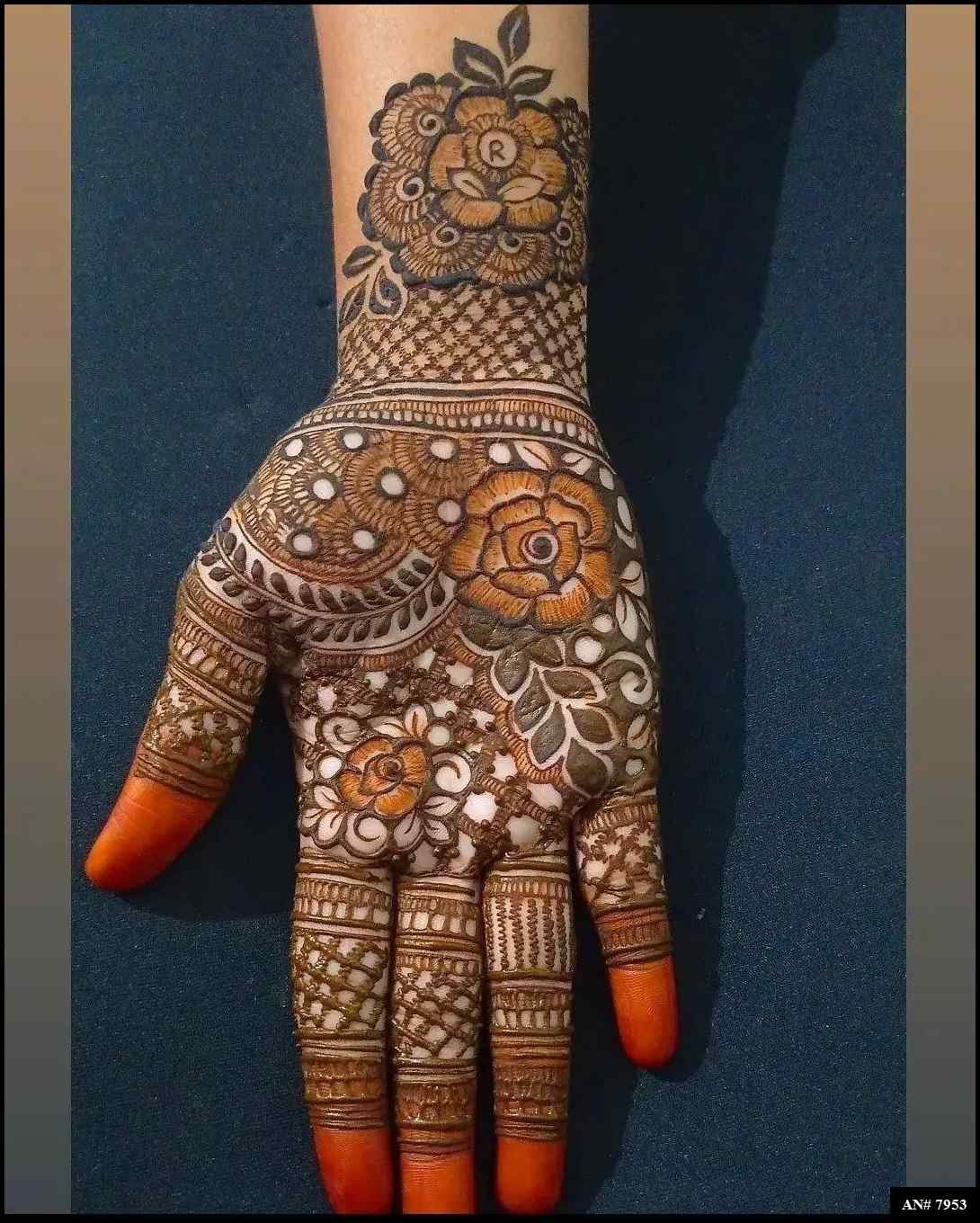 Front Hand Mehndi Design AN 7953