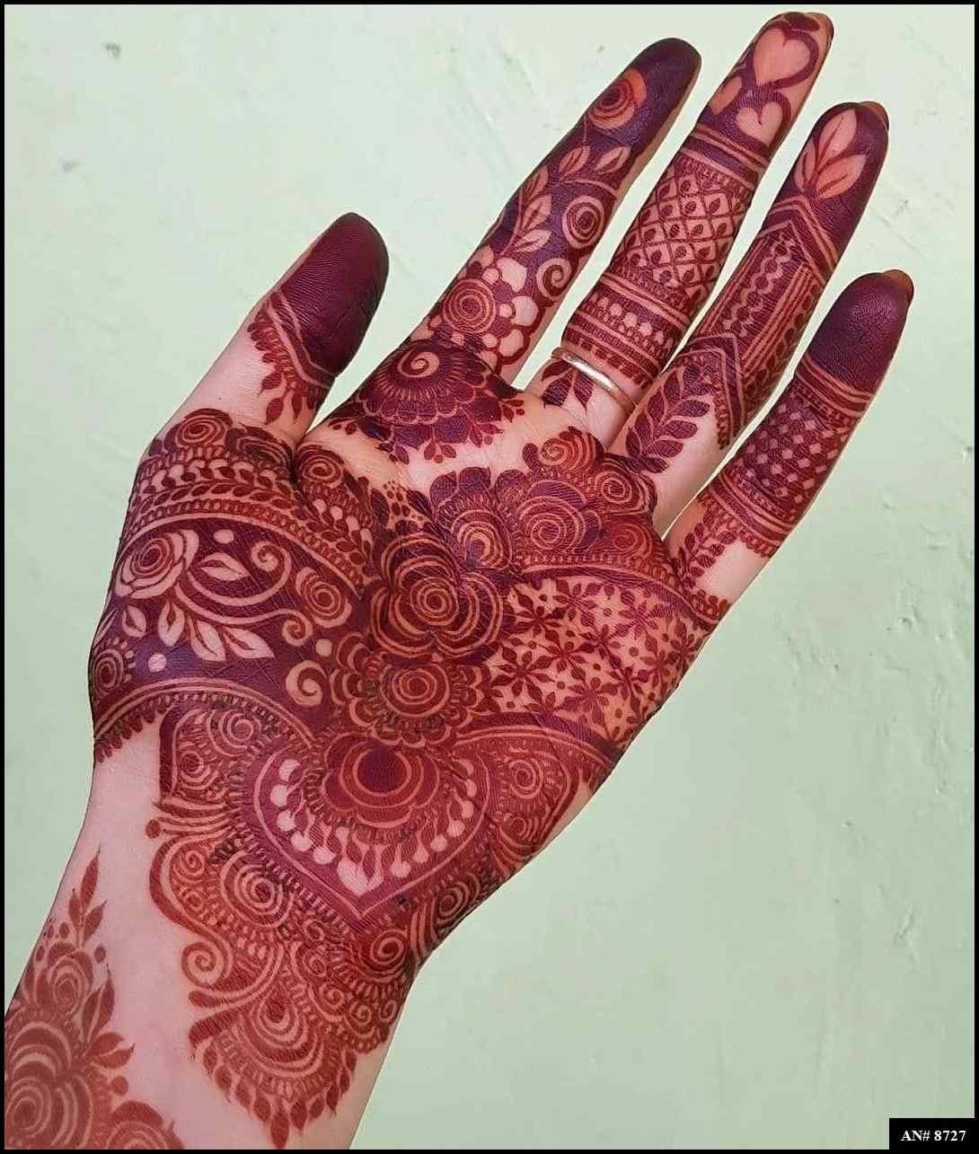 Front Hand Mehndi Design AN 8727