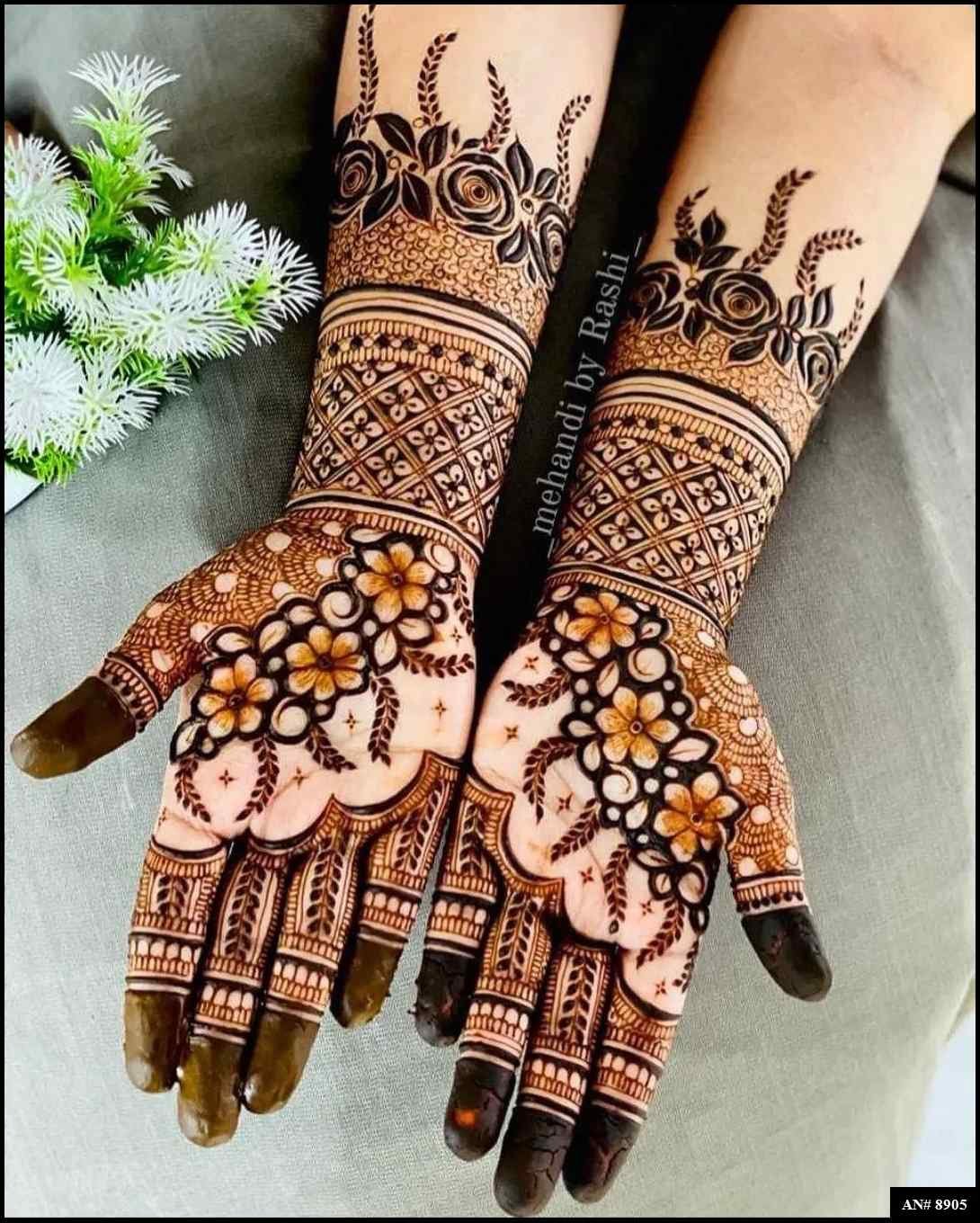 Front Hand Mehndi Design AN 8905