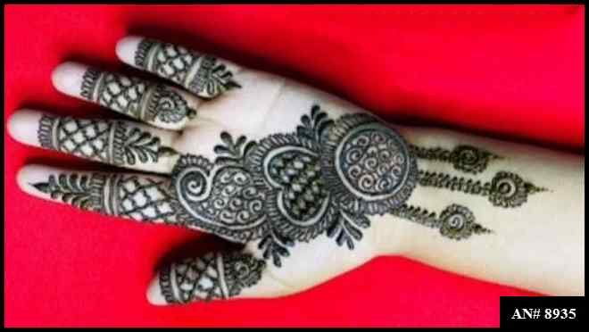 Front Hand Mehndi Design AN 8935