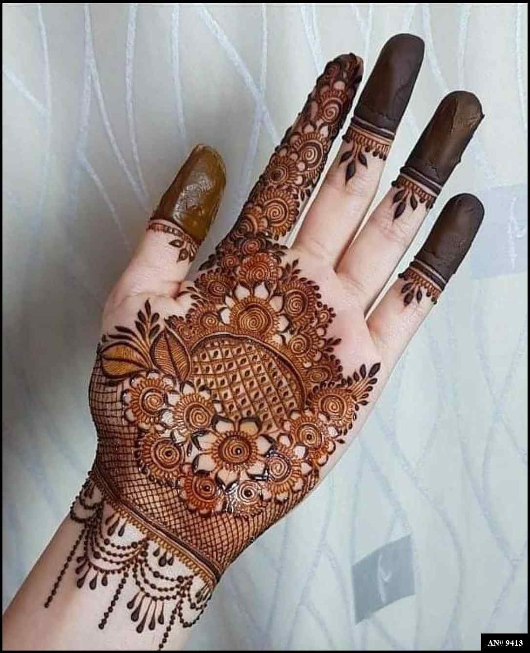 Front Hand Mehndi Design AN 9413