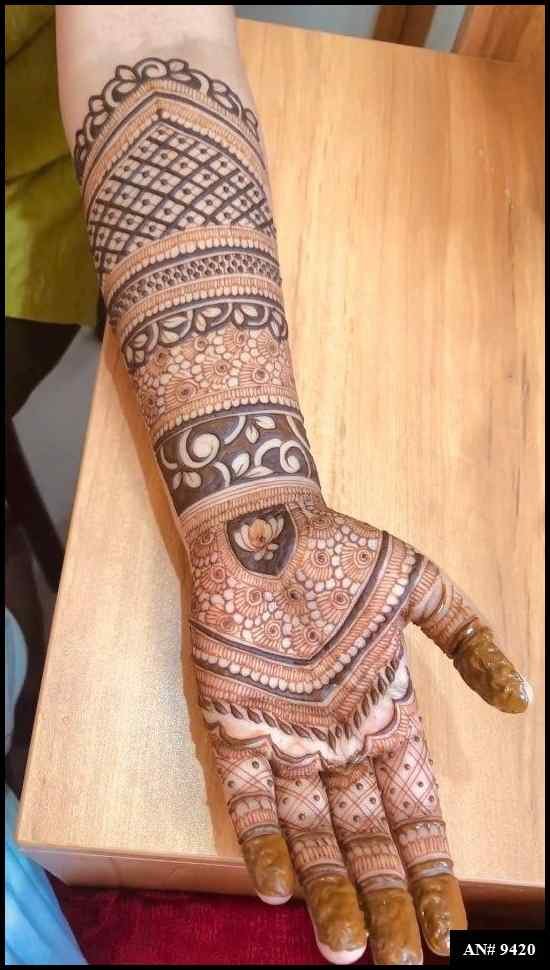 Front Hand Mehndi Design AN 9420