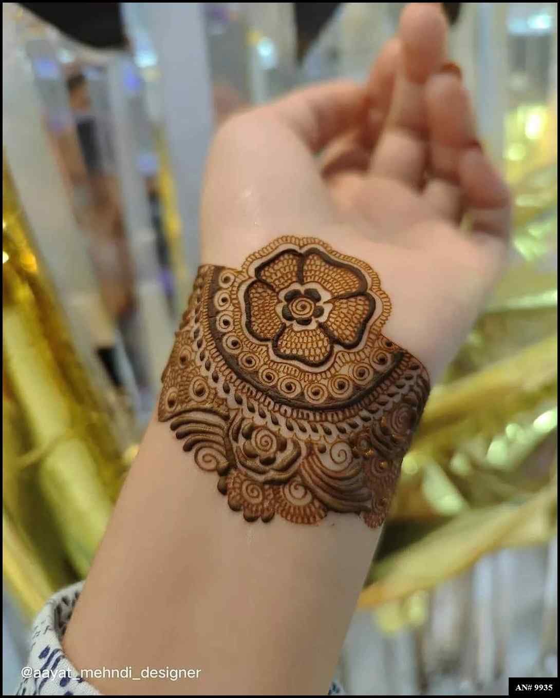 Front Hand Mehndi Design AN 9935