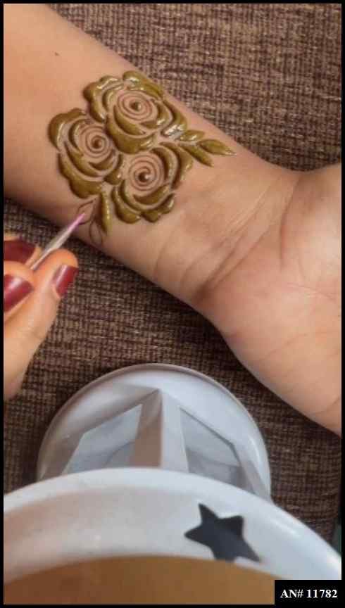 Front Hand Simple Mehndi Design AN 11782