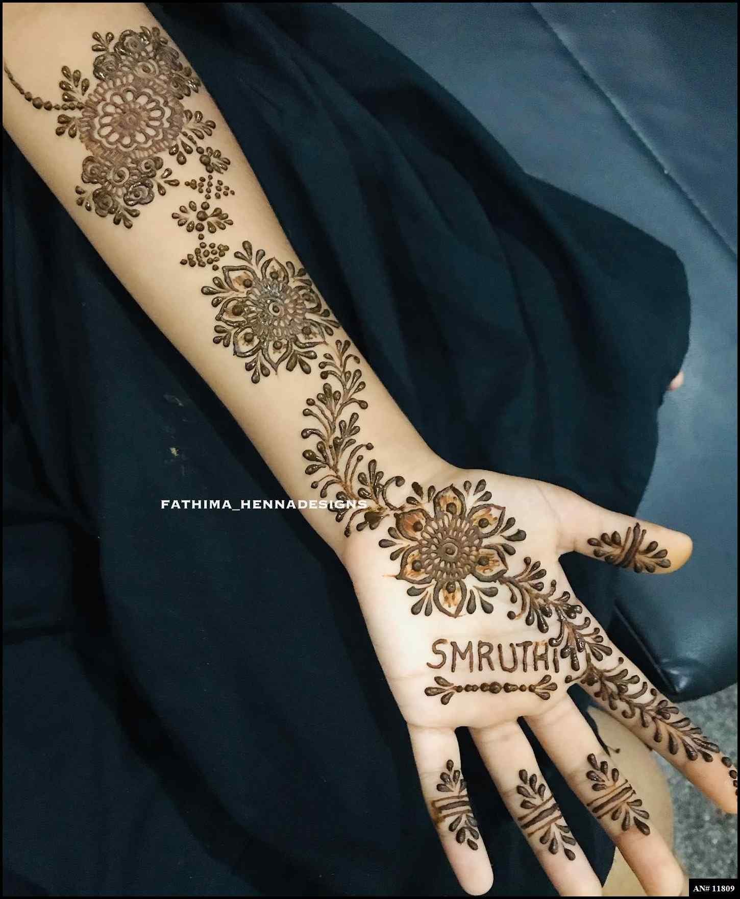 Front Hand Simple Mehndi Design AN 11809