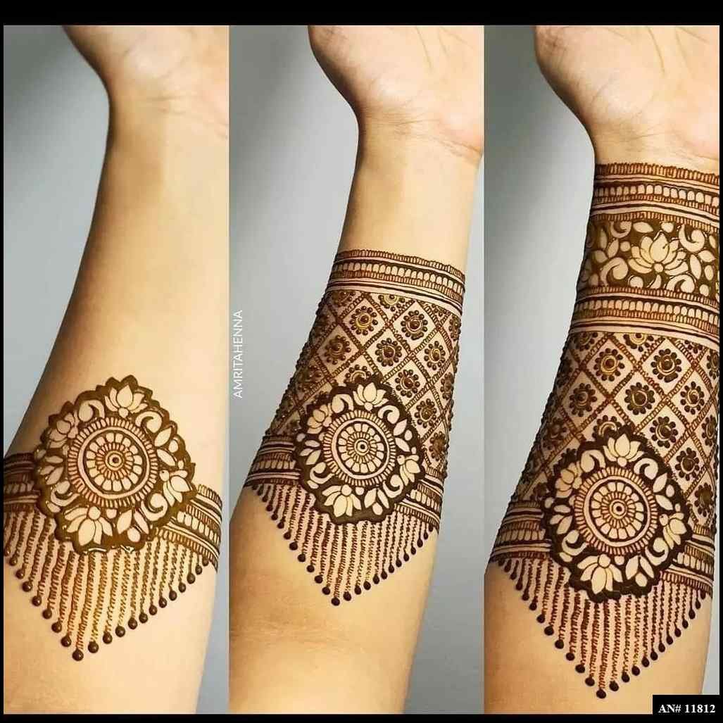 Front Hand Simple Mehndi Design AN 11812