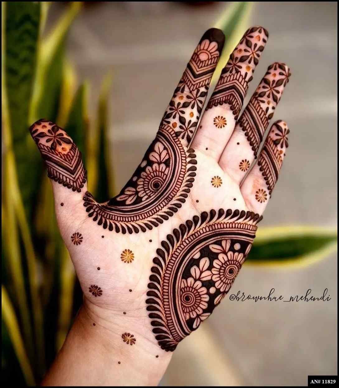 Front Hand Simple Mehndi Design AN 11829