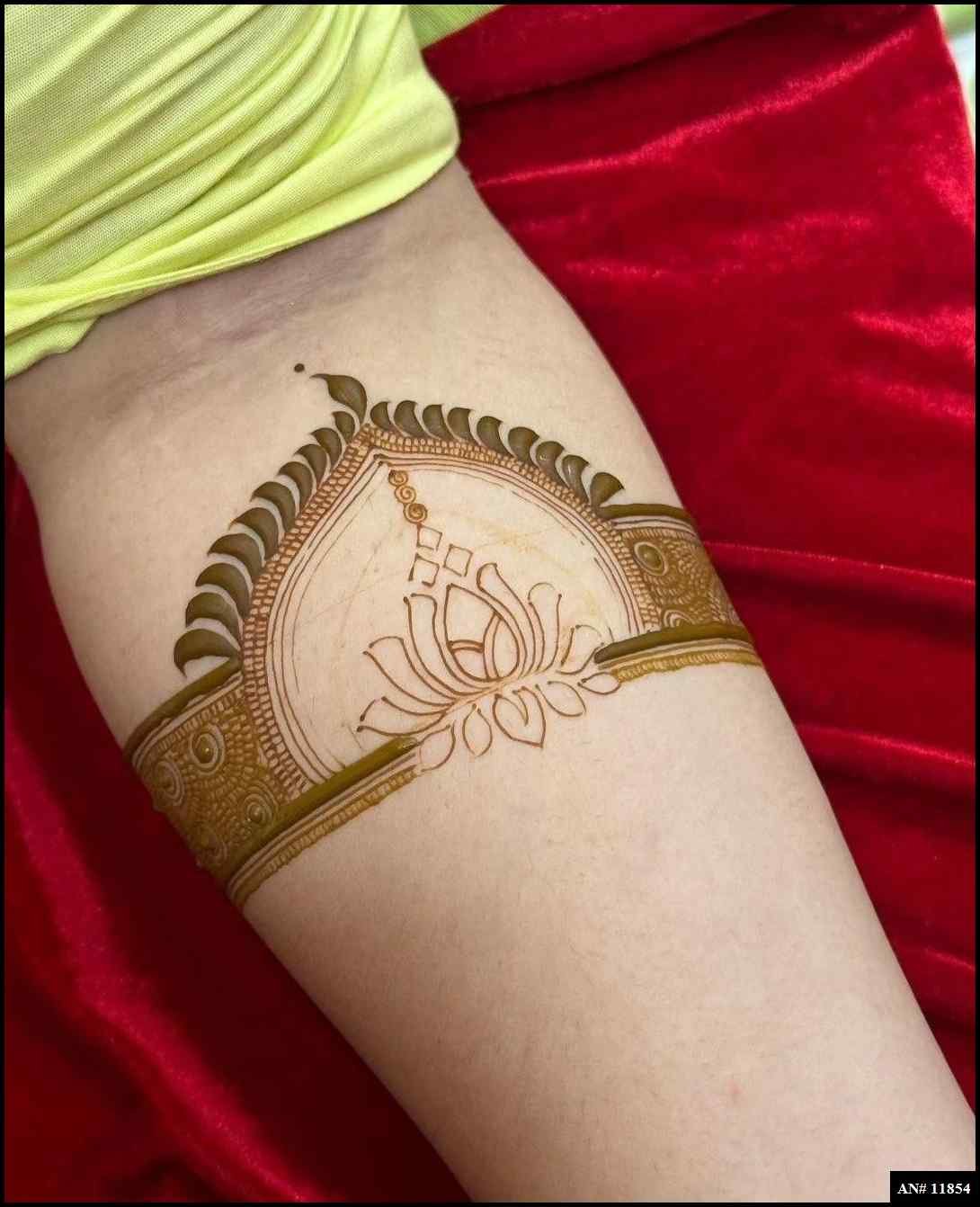 Front Hand Simple Mehndi Design AN 11854