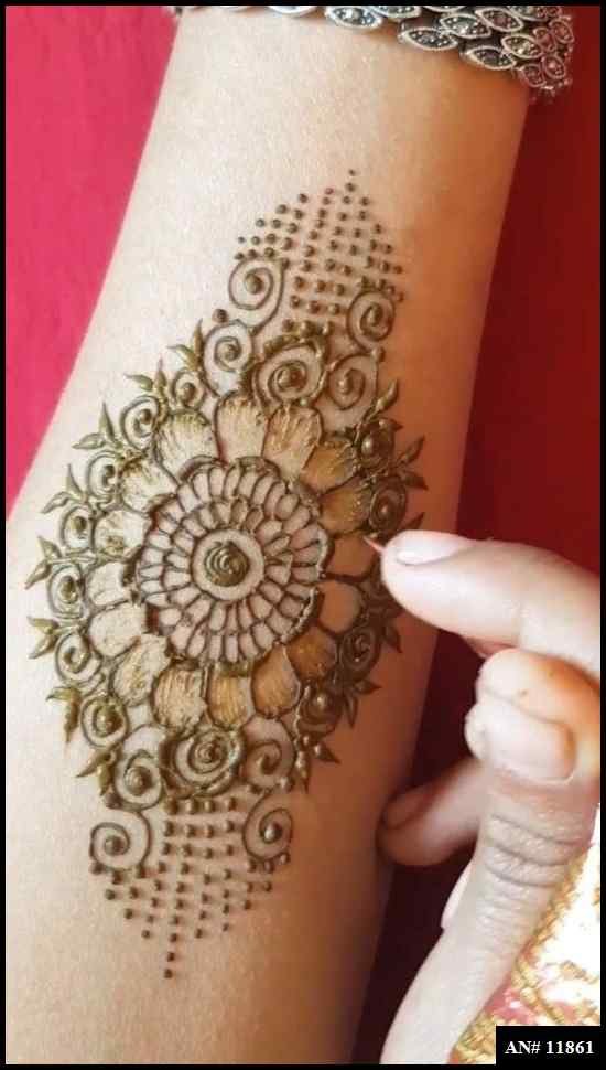 Front Hand Simple Mehndi Design AN 11861