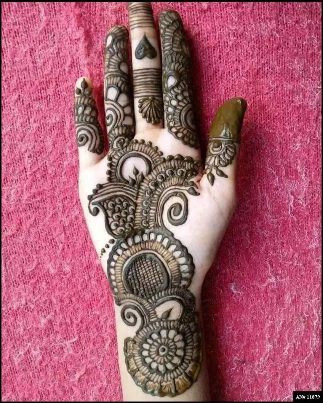 Front Hand Simple Mehndi Design AN 11879
