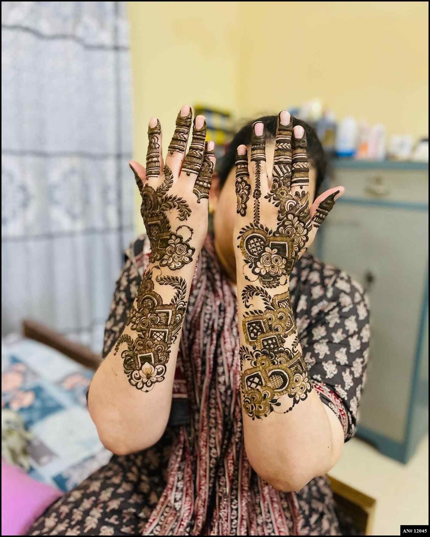 Gol Tikki Mehndi Design AN 12045