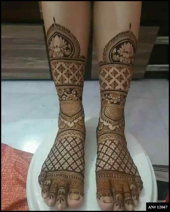stylish-leg-mehndi-design