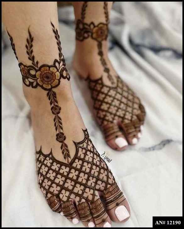 Modern Foot Mehndi Design [AN 12190]