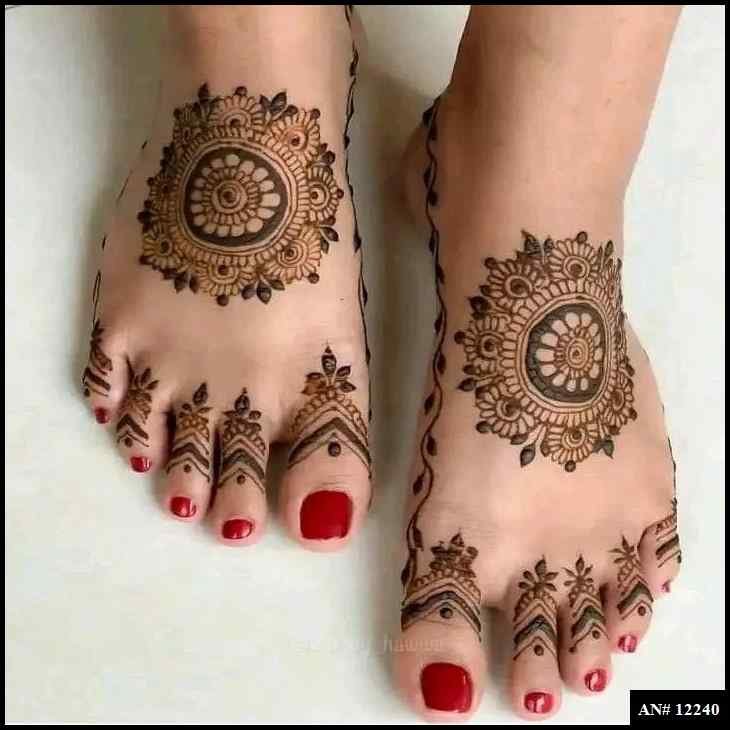 Modern Foot Mehndi Design [AN 12240]