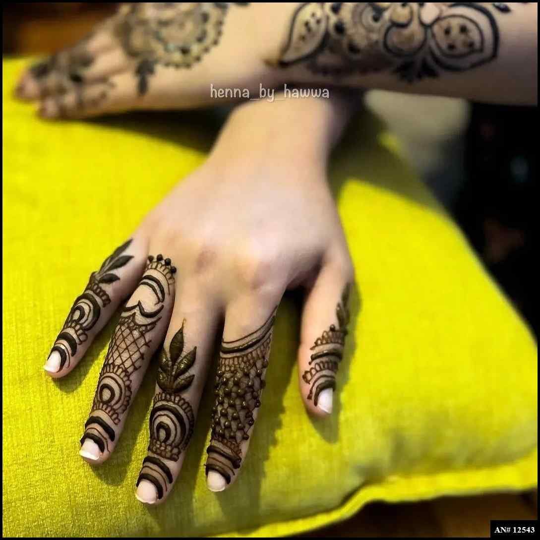 Royal Finger Mehndi Design AN 12543