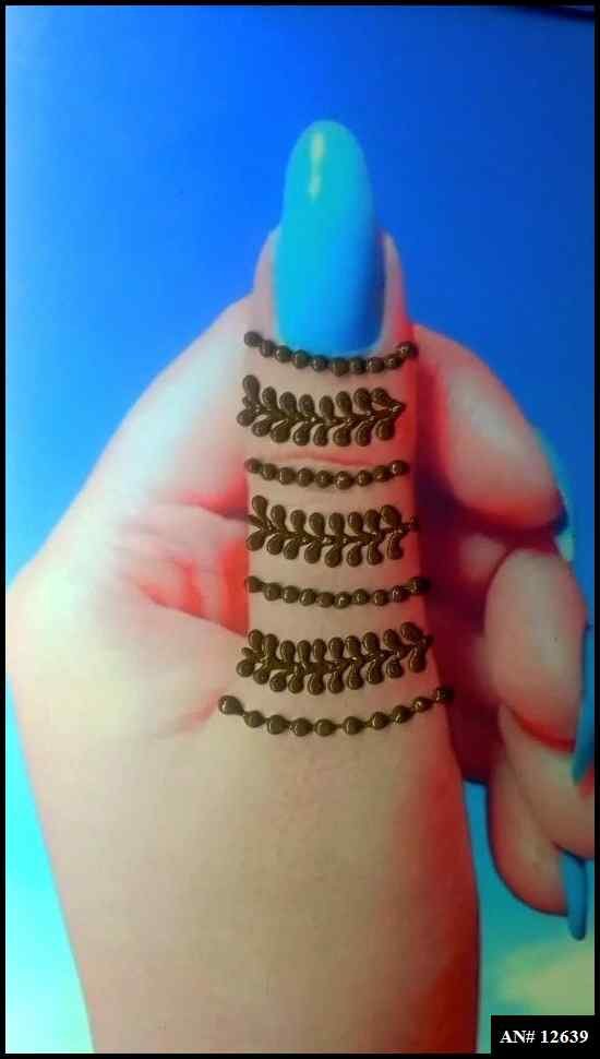 Royal Finger Mehndi Design AN 12639